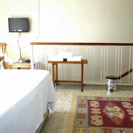 Lades Hotel Silifke Exterior foto