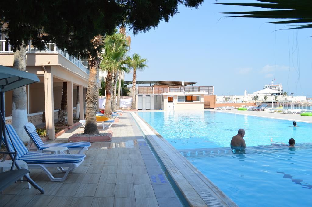 Lades Hotel Silifke Exterior foto